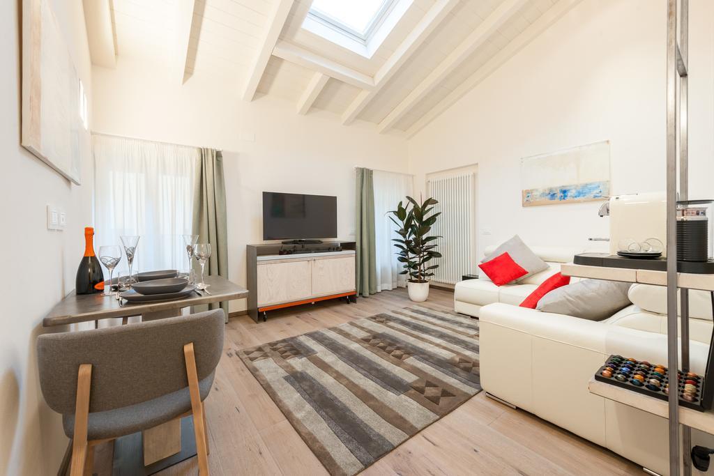 Verona Suites Zewnętrze zdjęcie